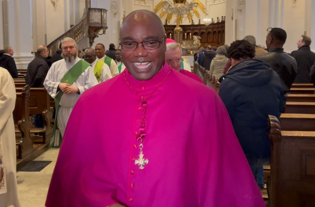 Dr. Valentine Oluwole Koledoye anlässlich seiner Ernennung zum residierenden Domherrn des Standes Aargau